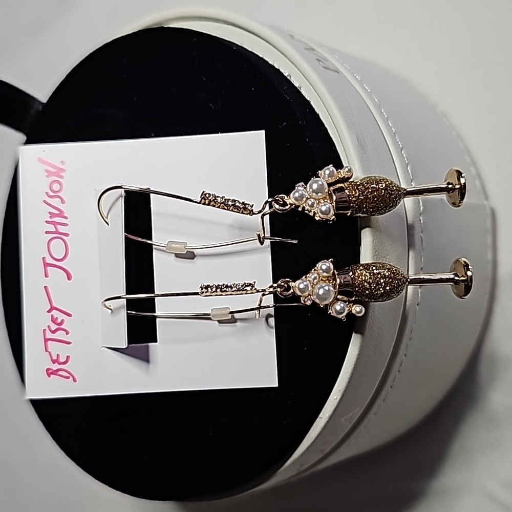 Betsey Johnson Champagne Dangle Earrings - Picture 6 of 16